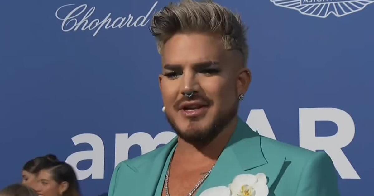 Britsk Spev K Adam Lambert Sa V Cannes Uk Zal V Plnej Par De