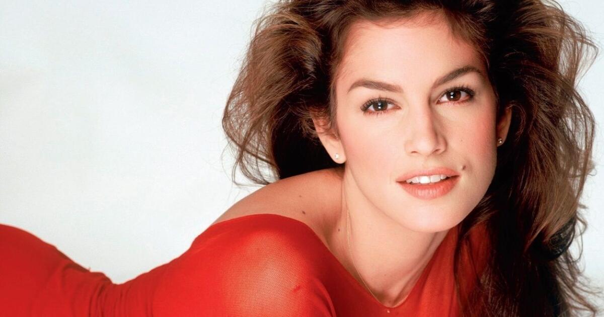 FOTO Modelka Cindy Crawford zmenená na nepoznanie Bez mejkapu vyzerá ako tetka odvedľa