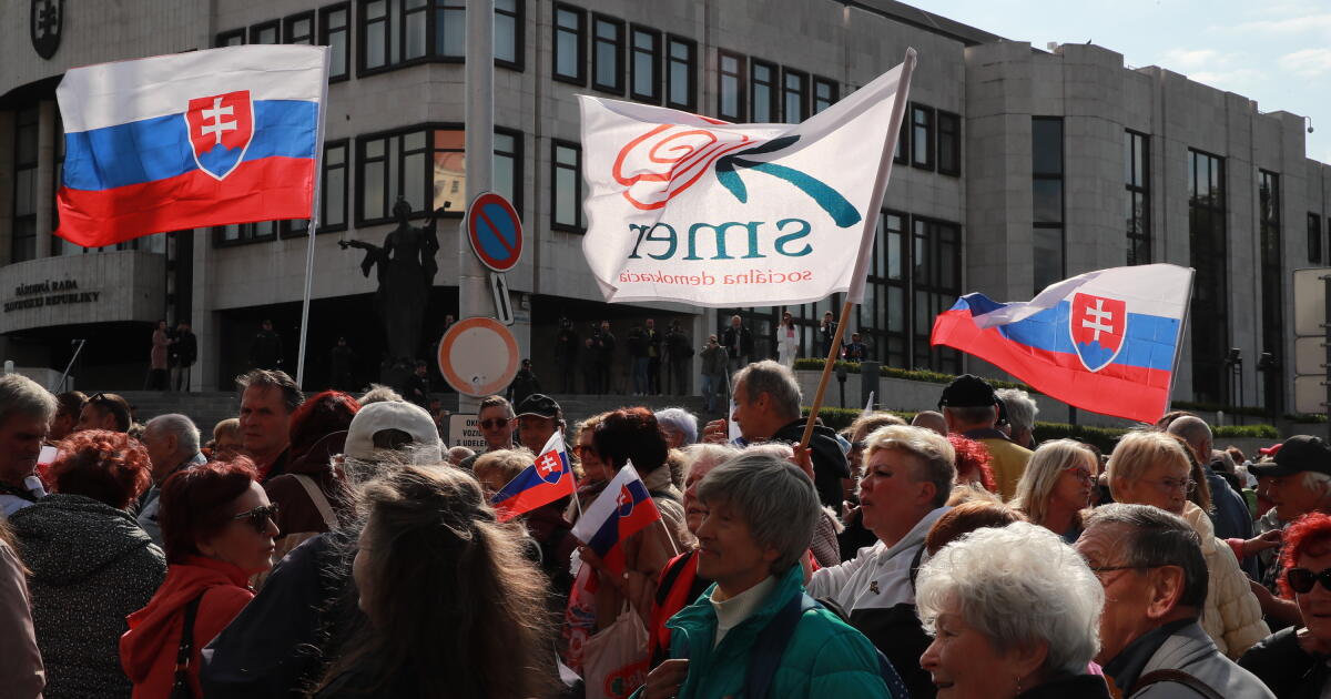 V Bratislave to vrelo Protest Smerákov sa ešte ani nezačal a už došlo