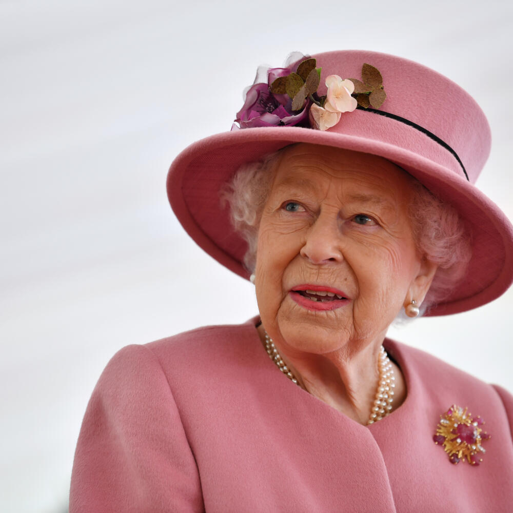 Povráva sa, že vo vianočnom príhovore bude panovníčka hovoriť o dôležitejších veciach, ako sú Harry a Meghan.