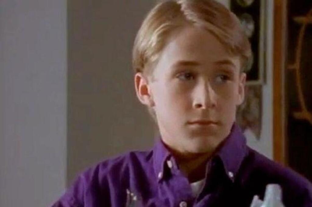 Ryan Gosling (40) : Frankenstein a ja (1996): Kanadská komerčná kinematografia kvalitou nikdy neoplývala, ale tamojší rodák Ryan Gosling v nej debutoval tradične charizmaticky. V rodinnom fantasy s Burtom Reynoldsom stvárnil priateľa hlavnej postavy, ktorý chce priviesť Frankensteina k životu.