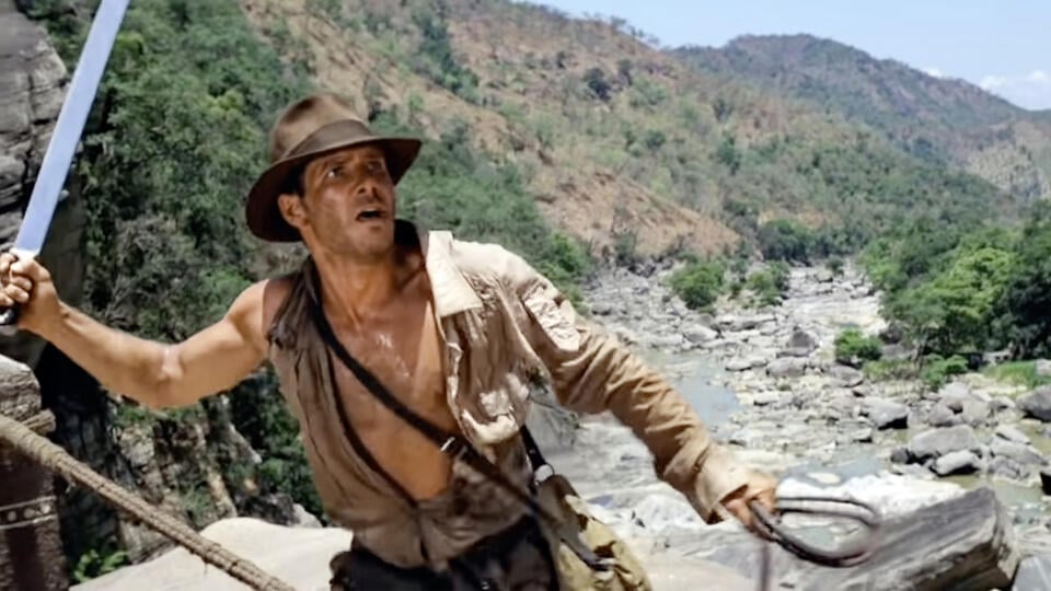 Klobúk Harrisona Forda ako Indiana Jones vo filme Chrám skazy sa na augustovej aukcii predala za neuveriteľných 630-tisíc amerických dolárov (približne 570-tisíc eur).