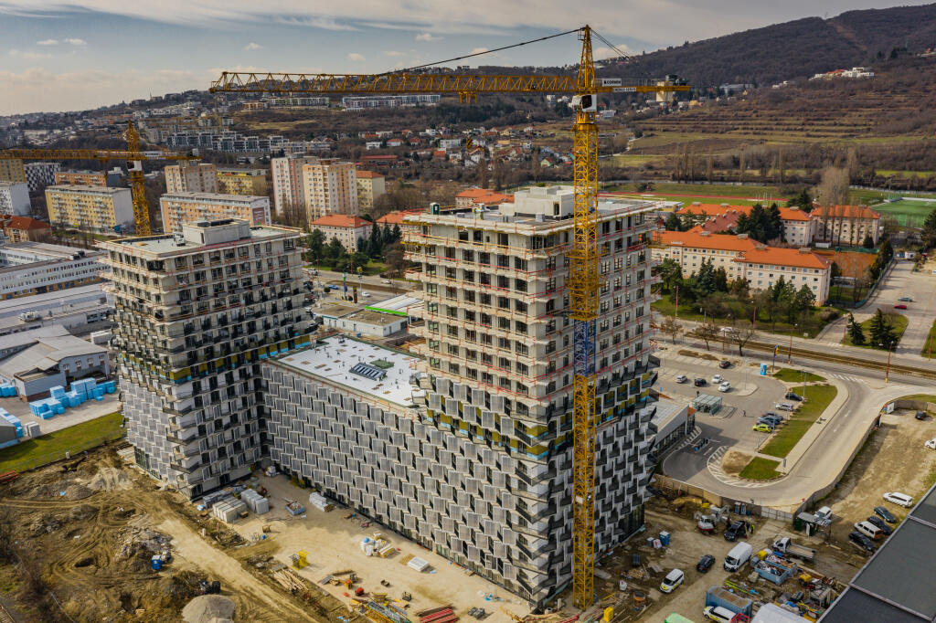 Na leteckej snímke developerský projekt Guthaus v Bratislave.