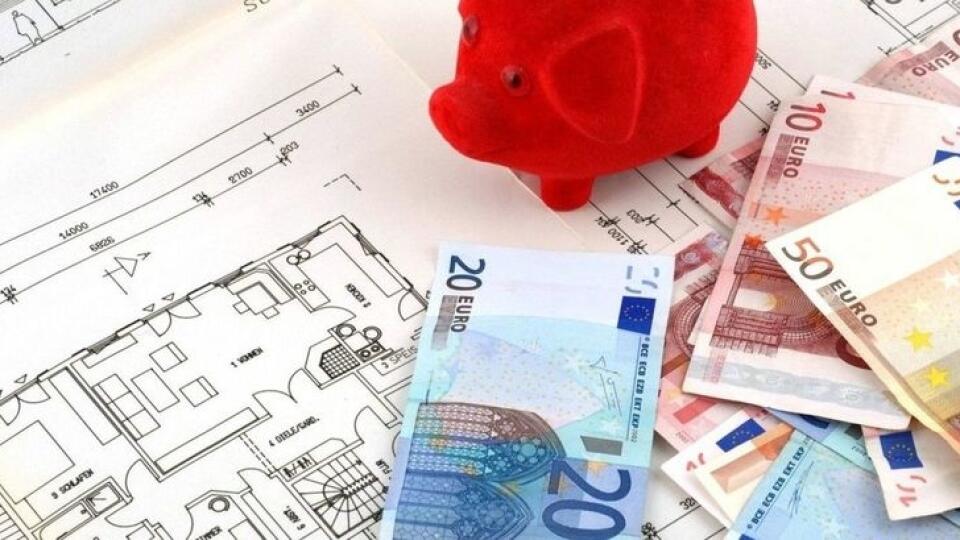 Za a proti: Prenajímateľ vám môže zmluvu vypovedať. Môže sa aj stať, že nebude rešpektovať vaše súkromie alebo zariadi prenajímaný byt čo najlacnejšie. Hypotéka je záväzok na dlhú dobu. Možnosť, že sa rozhodnete zo dňa na deň presťahovať, nie je prakticky žiadna.