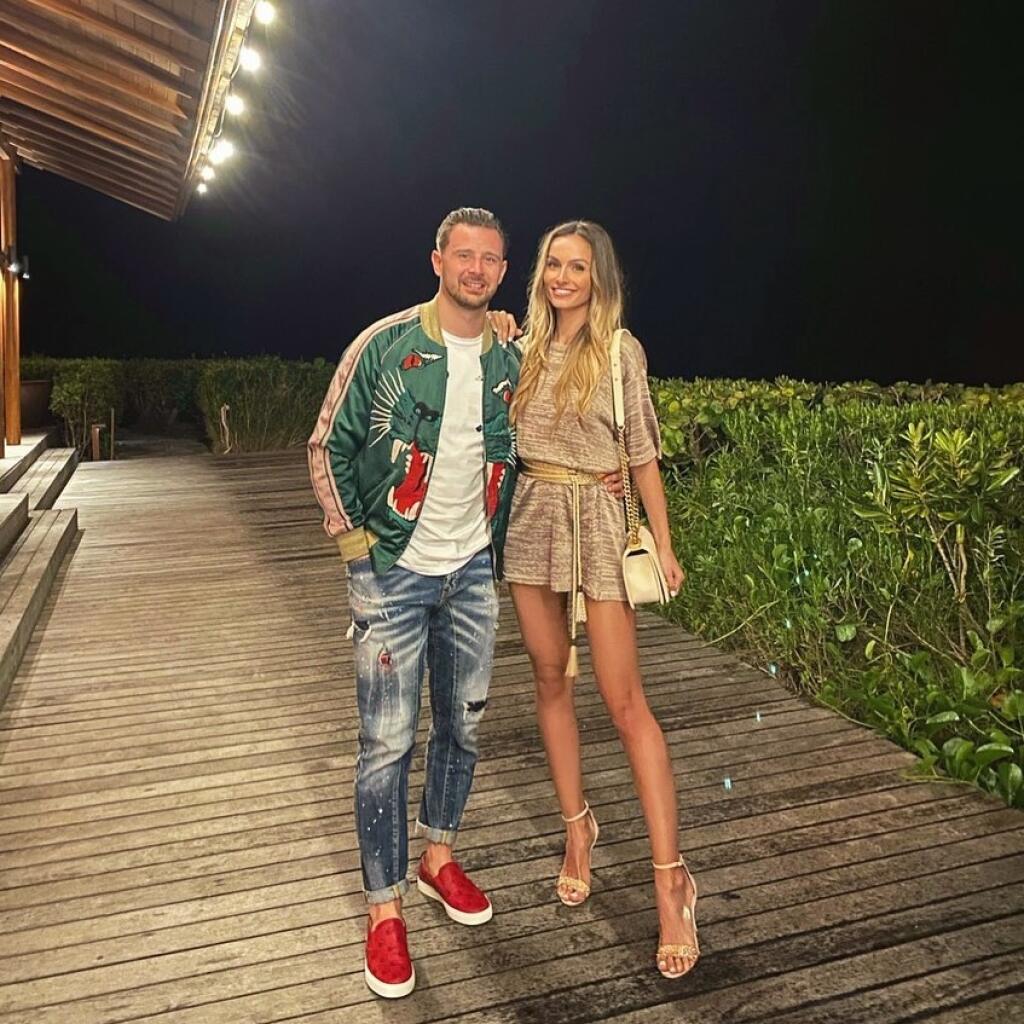 Tomáš Tatar s priateľkou Veronikou na dovolenke.