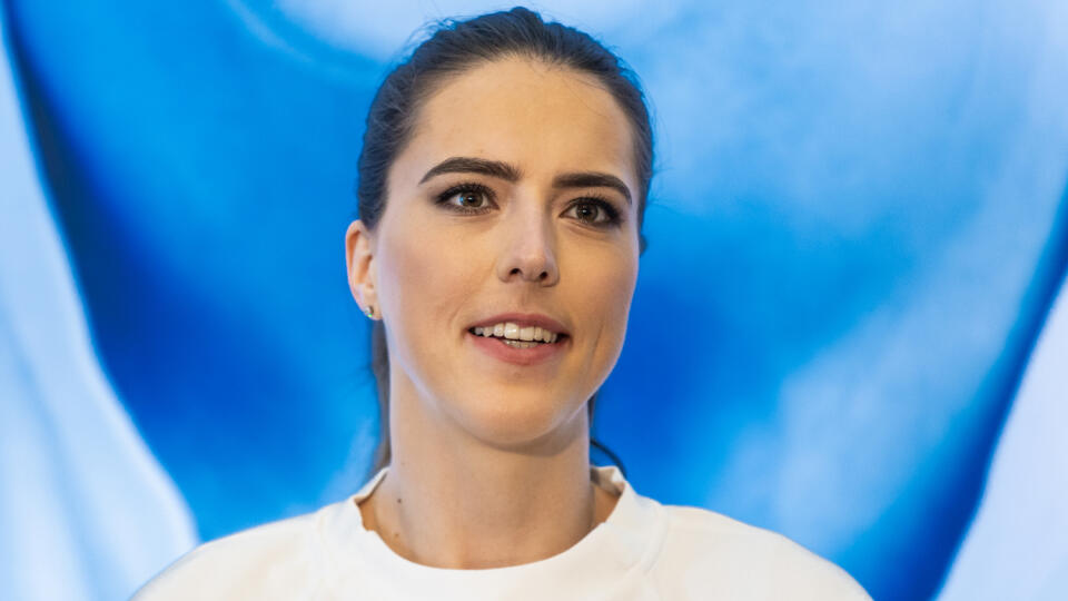 Petra Vlhová absolvovala stretnutie s predsedom Národnej rady Slovenskej republiky Borisom Kollárom a následnú tlačovú konferenciu v priestoroch Bratislavského hradu. Na snímke Petra Vlhová.
