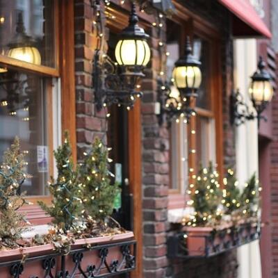 Vonkajšie vianočné osvetlenie: Ozdobte si domov do dokonalosti!