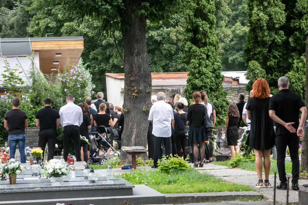Pohreb manželky bývalého slovenského hokejistu Miroslava Ďuráka Daniely.