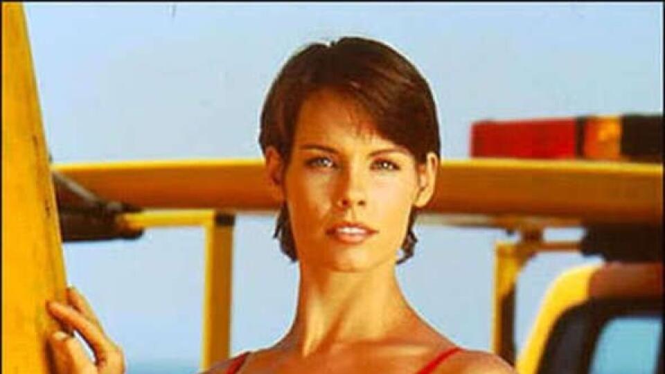 Alexandra Paul