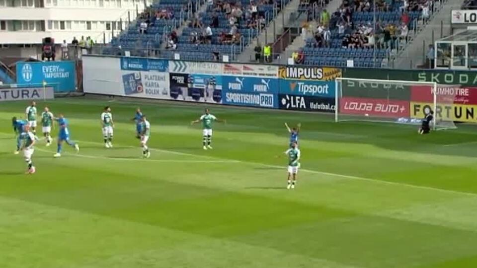 Úchvatný gól padol počas víkendu v českej futbalovej najvyššej súťaži.