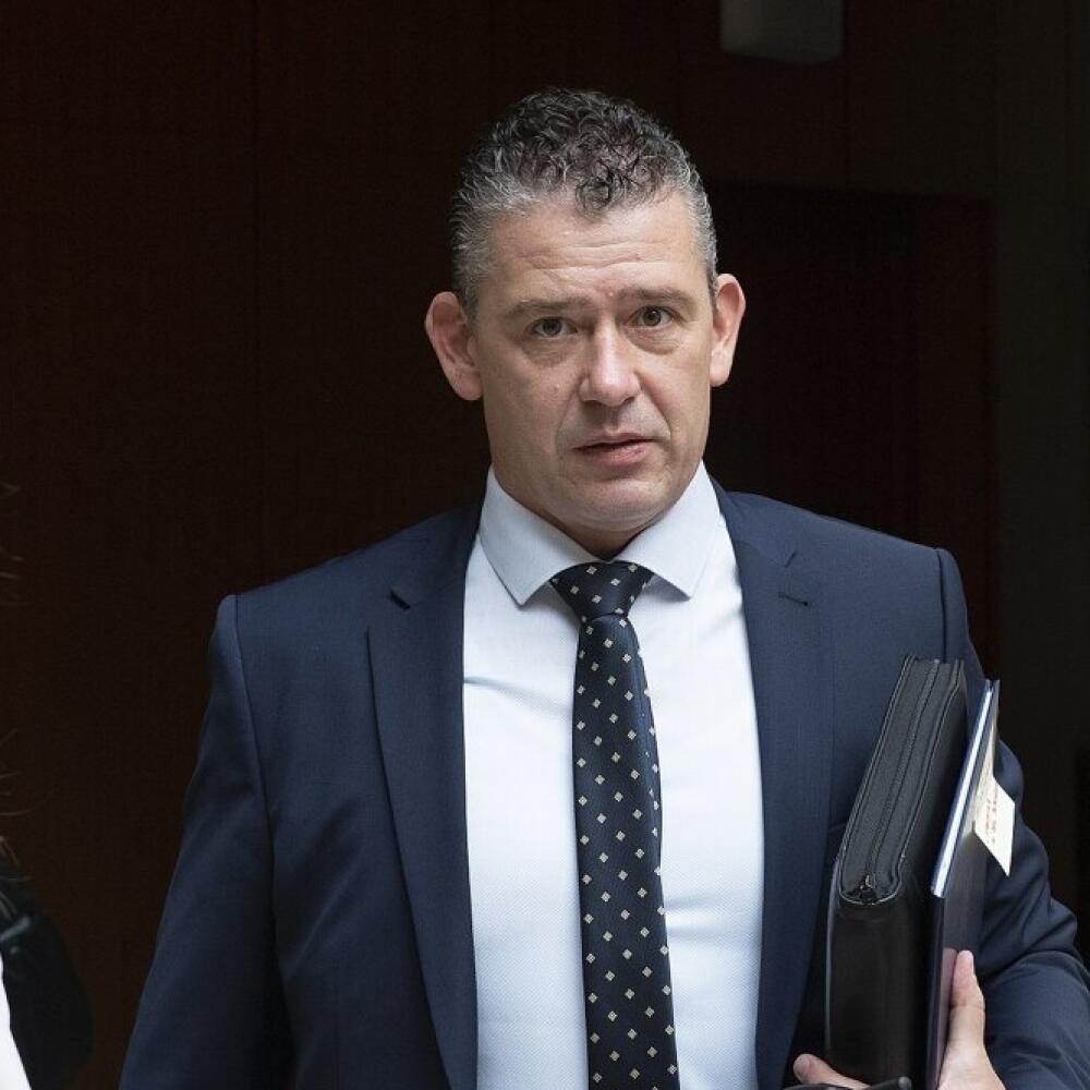 Minister vnútra uviedol, že Služobnému úradu doposiaľ nebolo doručené uznesenie o vznesení obvinenia.