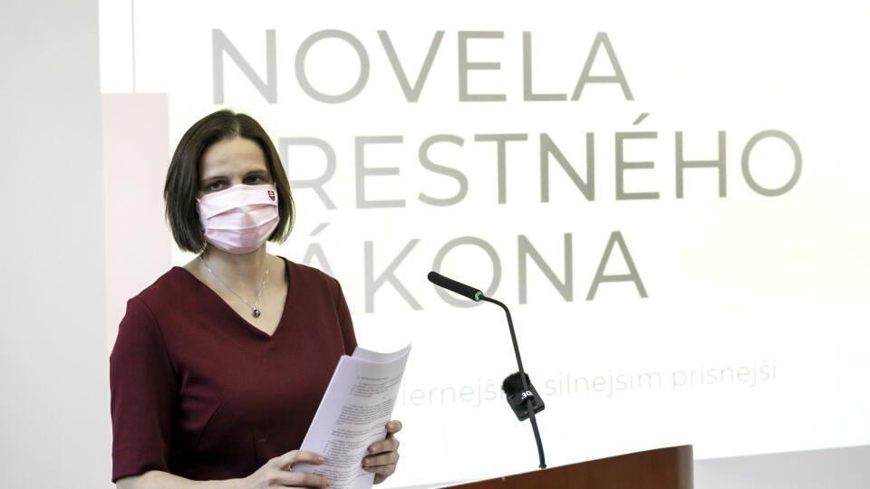 Na snímke ministerka spravodlivosti SR Mária Kolíková počas tlačovej konferencie k novele Trestného zákona v Bratislave 1. decembra 2021. FOTO TASR - Dano Veselský
