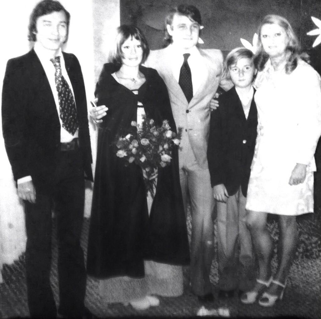 Karel Gott bol Štaidlovcom na svadbe za svedka.