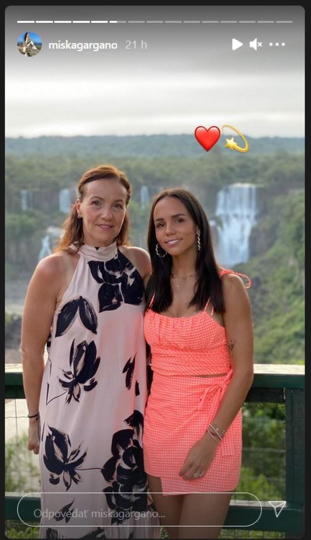 Sestra Mareka Hamšíka Michaela uverejnila spoločné zábery s maminou.