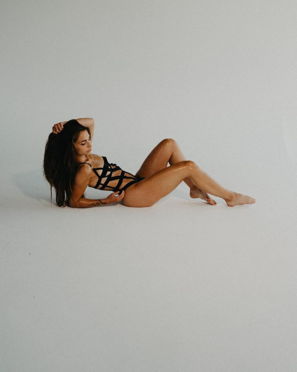 Sophia sa zverila do rúk profesionálnej fotografky a vznikli z toho takéto pikantné zábery.