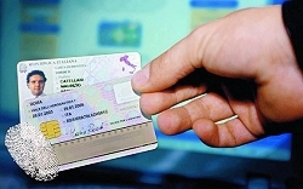 Ako sa bude e-občan identifikovať e-úradníkovi, sa ešte nevie