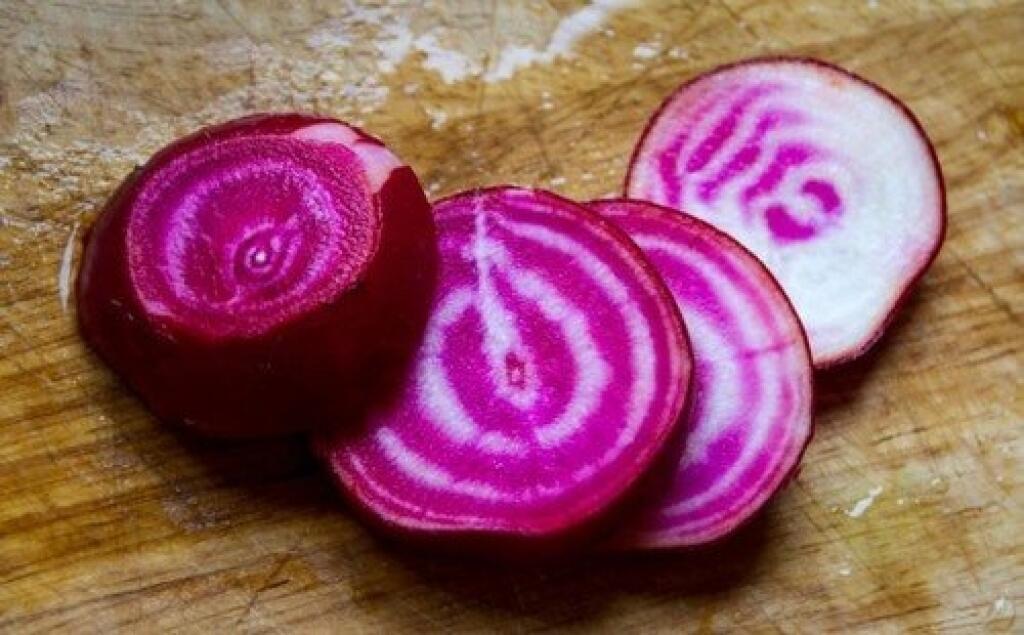 Cvikla má viacero odrôd, ktoré sa odlišujú aj farebne.