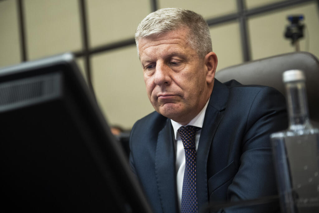 Na snímke minister zdravotníctva SR Vladimír Lengvarský (nominant OĽaNO) počas rokovania 86. schôdze vlády SR v Bratislave 22. júna 2022. FOTO TASR - Jaroslav Novák