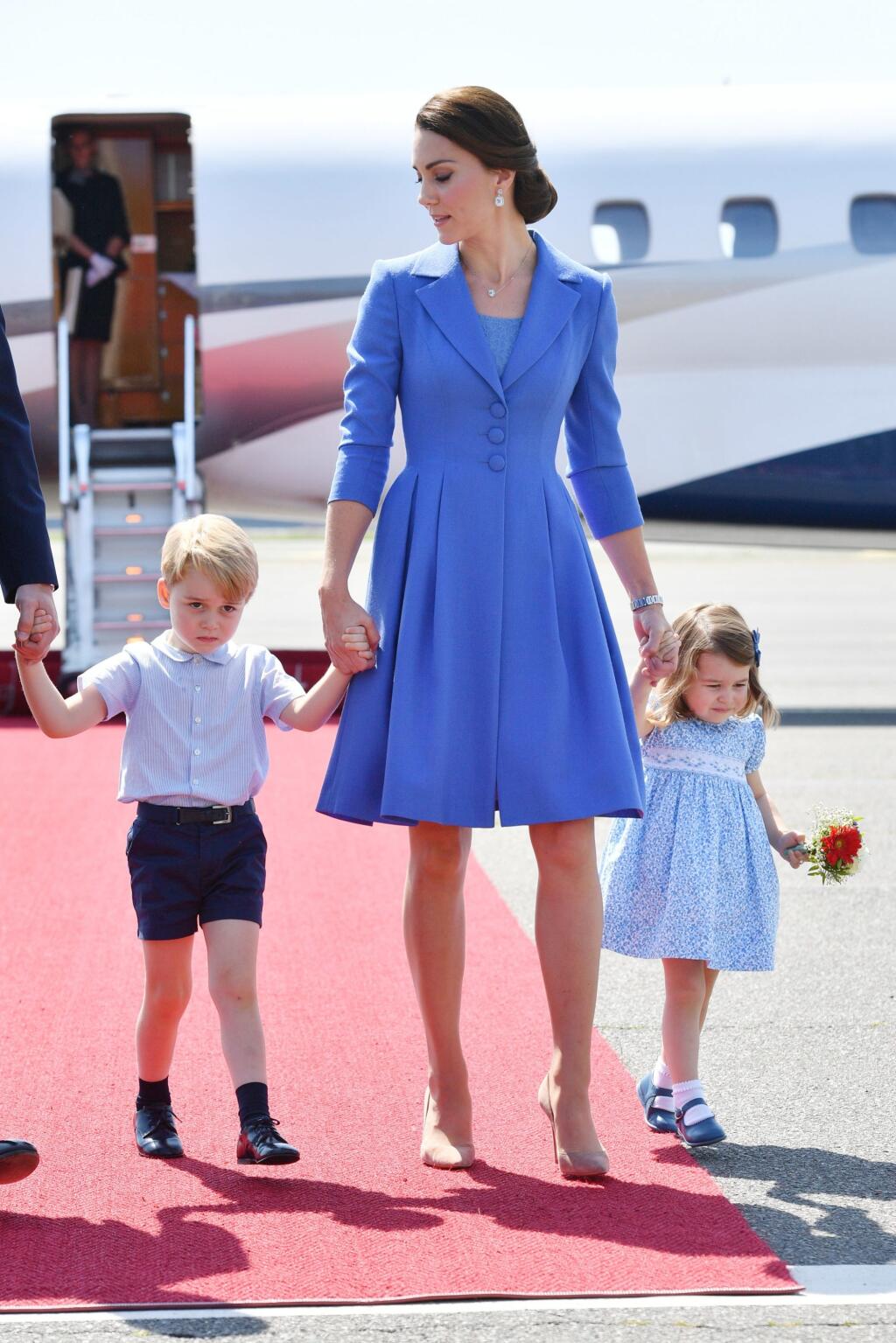 Princ George a princezná Charlotte