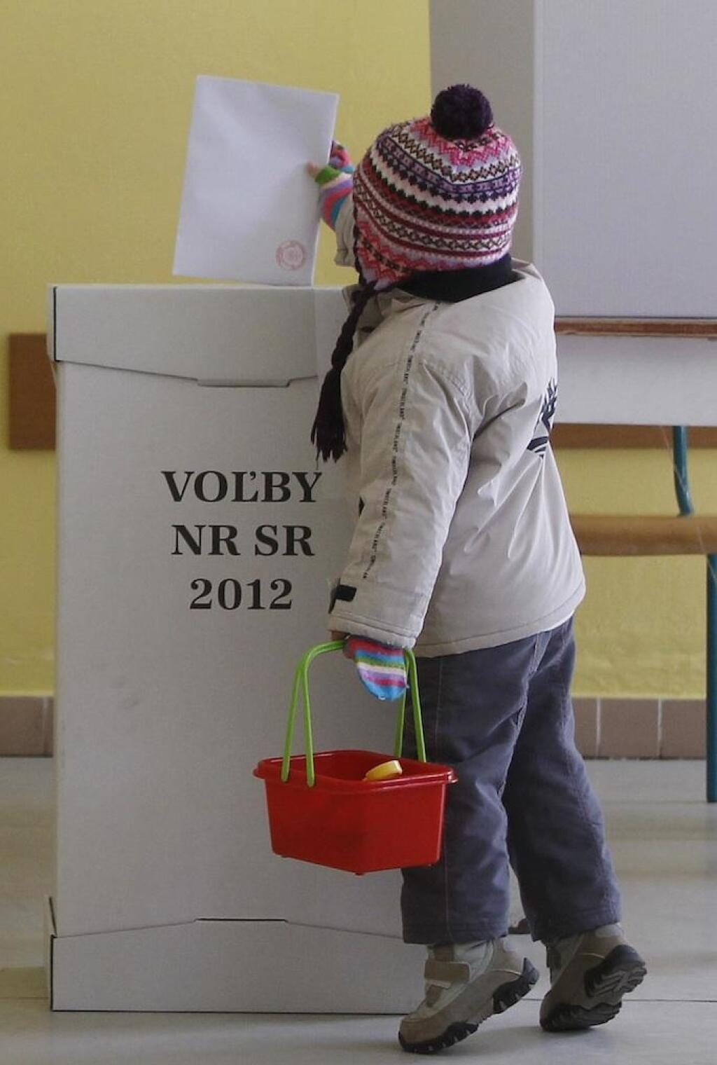 Voľby v obrazoch: Ako volili ľudia a lídri strán