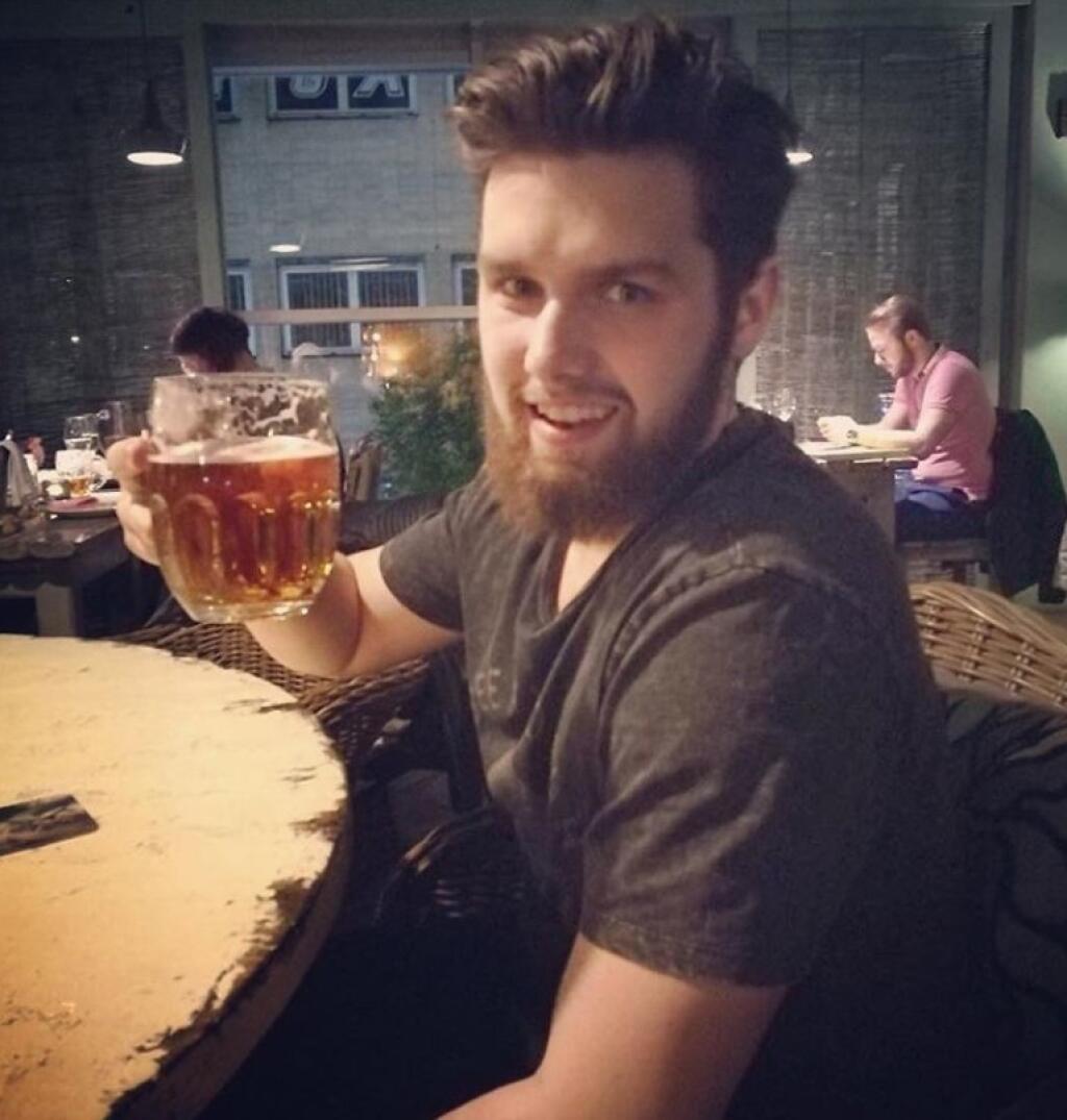 Bartošák priznal, že keď bola situácia neúnosná, pil aj pred zápasmi alebo hneď po nich.