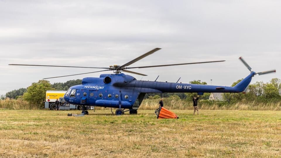 Mi-8 je vojenský vrtuľník sovietskej výroby, ktorý sa v Rusku podľa AFP bežne používa na prepravu. (Ilustračné foto)