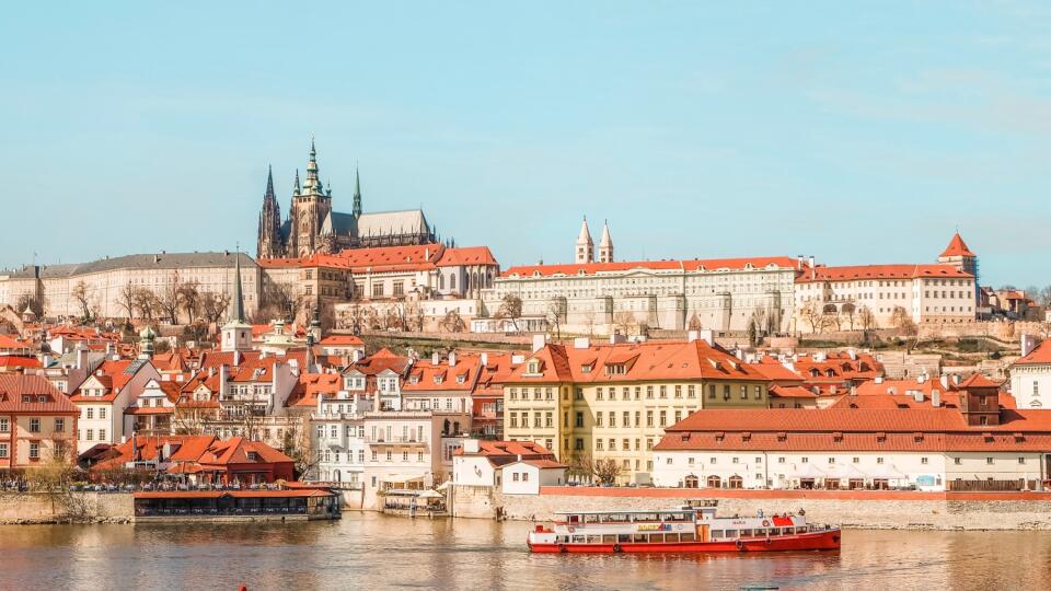 Nálada v českej ekonomike sa zhoršila tretí mesiac po sebe