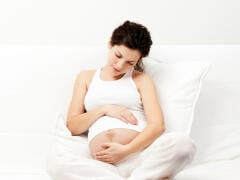 Čakáte bábätko a neviete čo BUDE V PRÁCI? Ako tehotenstvo ovplyvňuje váš PRACOVNÝ ŽIVOT?