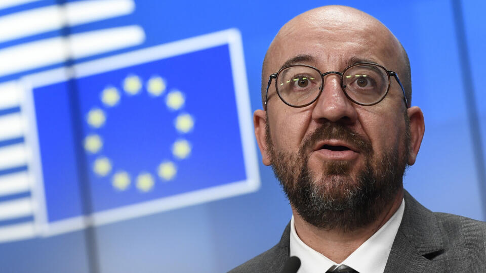 KK9 Brusel - Predseda Európskej rady Charles Michel hovorí počas tlačovej konferencie na mimoriadnom summite členských štátov EÚ v Bruseli v utorok 25. mája 2021. Lídri 27 členských štátov EÚ sa na mimoriadnom zasadnutí Európskej rady venovali okrem situácii v Bielorusku aj vzťahom Únie s Ruskom a Britániou. V noci na utorok o tom informovali na tlačovej konferencii predsedníčka Európskej komisie Ursula von der Leyenová a predseda Európskej rady Charles Michel.