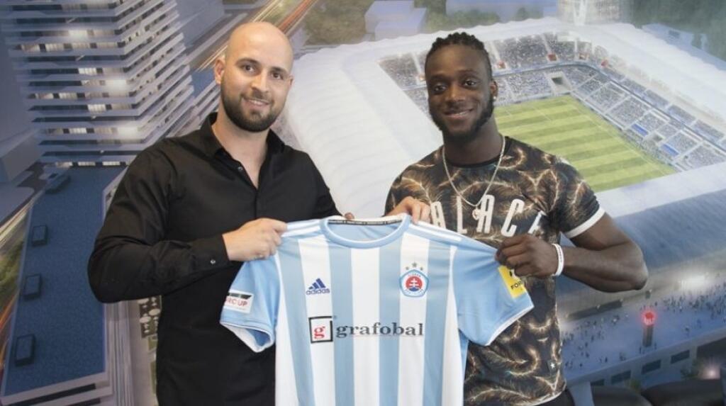 Ďalším paradoxom je, že Slovan v lete toho istého roka angažoval práve Abenu.