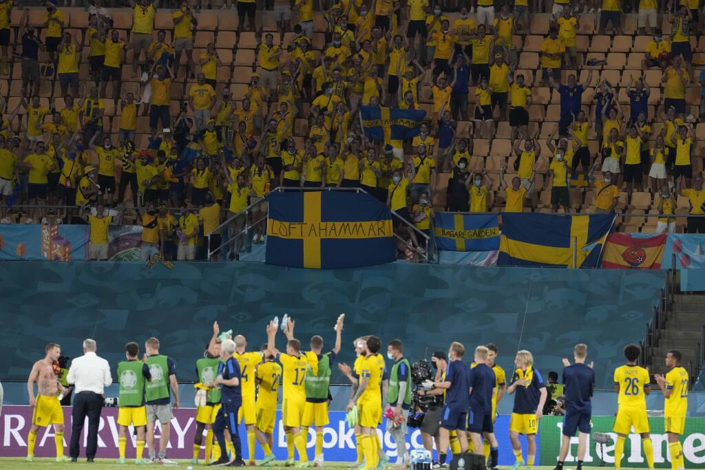 Slovenskú futbalovú reprezentáciu dnes o 15:00 čaká druhý zápas E-skupiny na majstrovstvách Európy proti Švédsku.