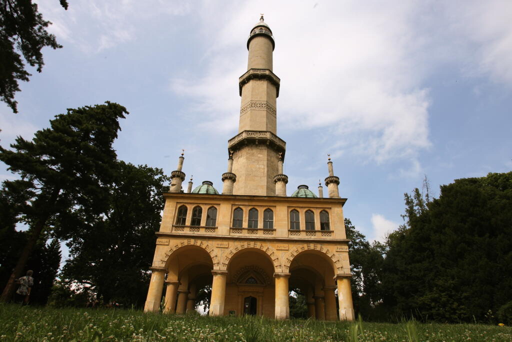 Minaret v areálu zámeckého parku Lednice
Foto: Vašek Nekvapil
pôvodný súbor:NEK_0284_1.JPG