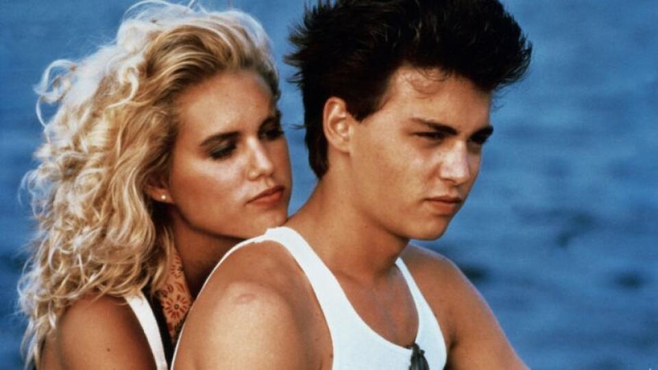 Johnny Depp nakrúcal film Private resort v roku 1985.