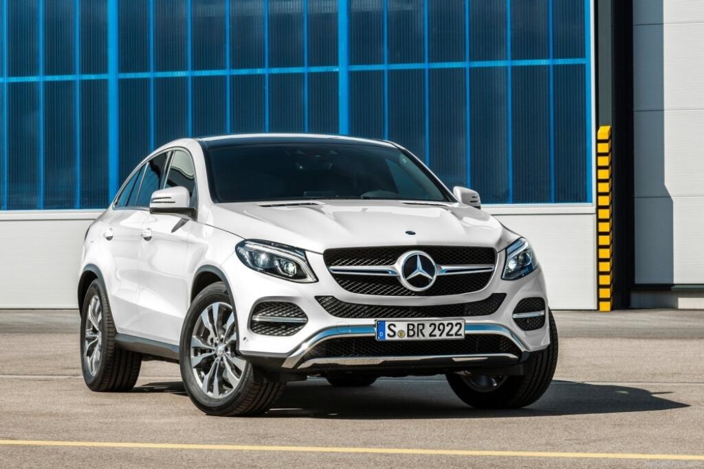 Test konkurenta X6ky: Nový Mercedes GLE Kupé je veľmi vážny súper