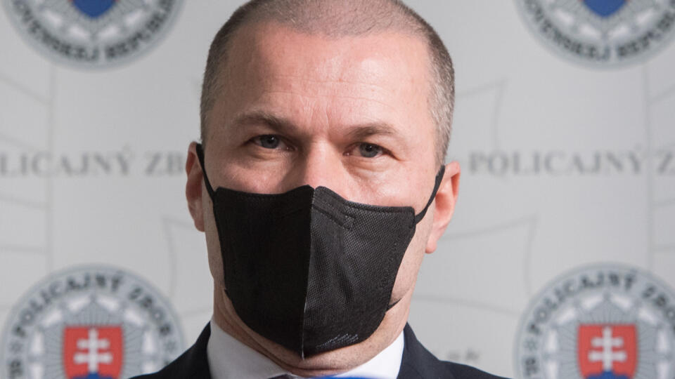 Na snímke dočasný prezident Policajného zboru SR Peter Kovařík počas brífingu s novinármi na tému v súvislosti so zhoršujúcou sa epidemiologickou situáciou na Slovensku 7. januára 2021 v Bratislave. FOTO TASR - Martin Baumann