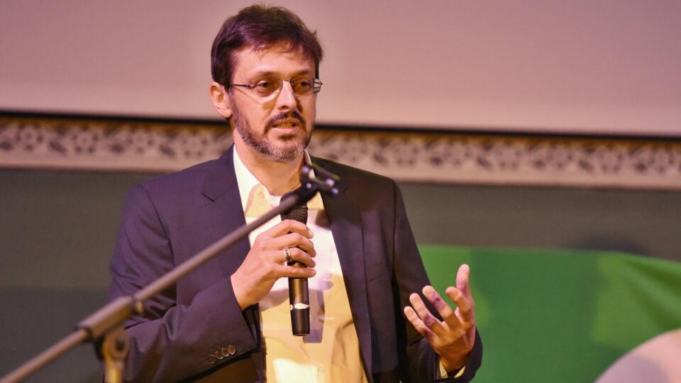 Andrej Juris