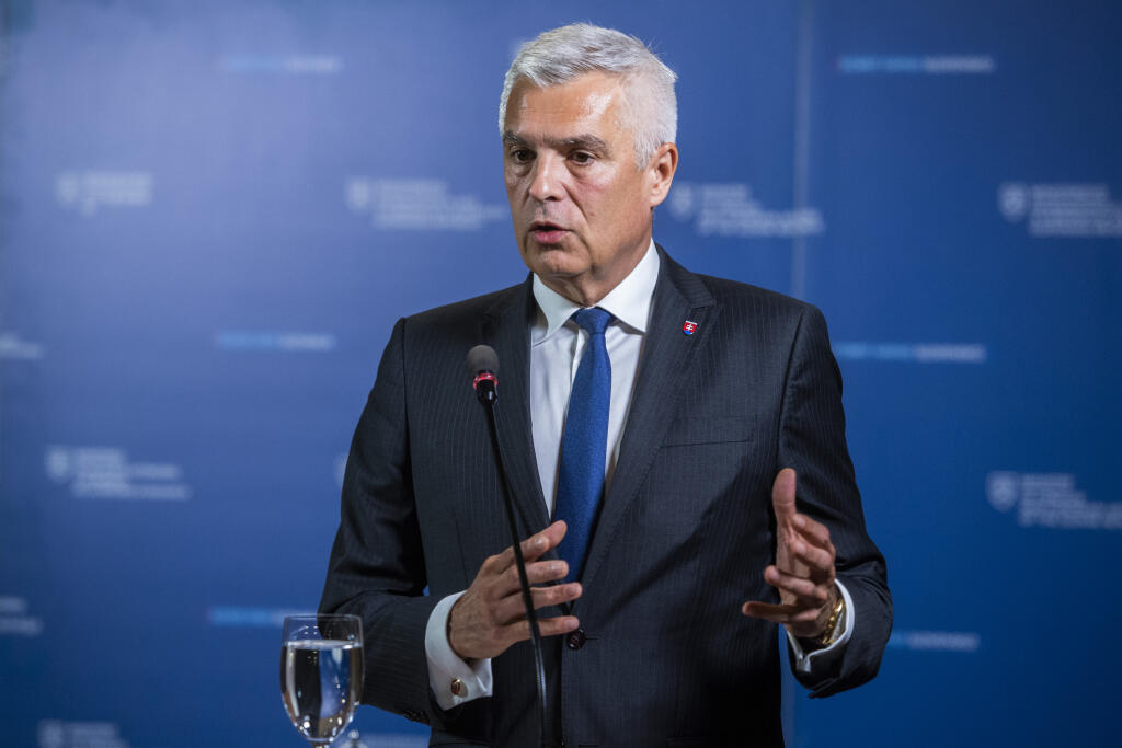 Na snímke minister zahraničných vecí a európskych záležitostí SR Ivan Korčok (nominant SAS) počas tlačovej konferencie po stretnutí s nemeckou šéfkou diplomacie Annalenou Baerbockovou v Bratislave 26. júla 2022. FOTO TASR - Jaroslav Novák