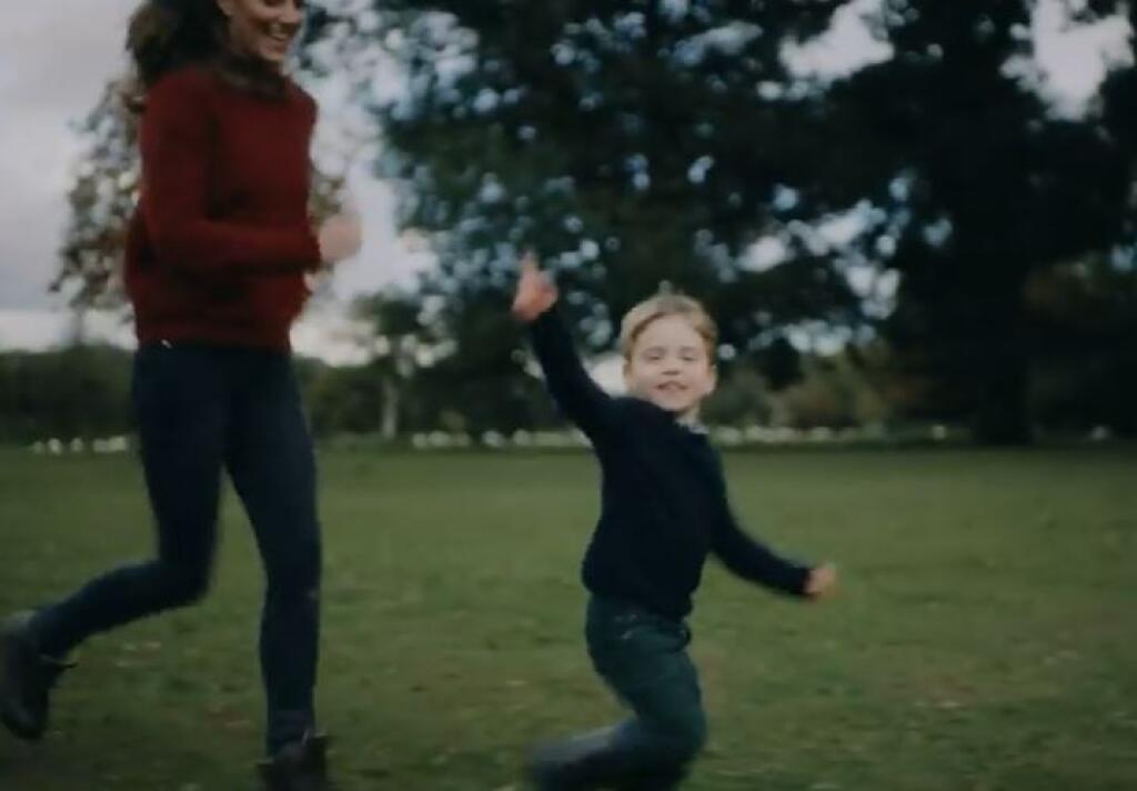 Kate a William sa s fanúšikmi podelili o najkrajšie momenty ich rodinného života.