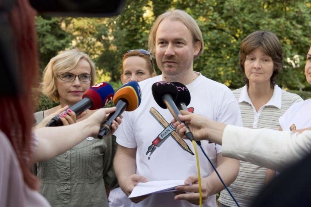 Šéf školského výboru NR SR: Rozumné by bolo odmeňovať učiteľov podľa kvality práce