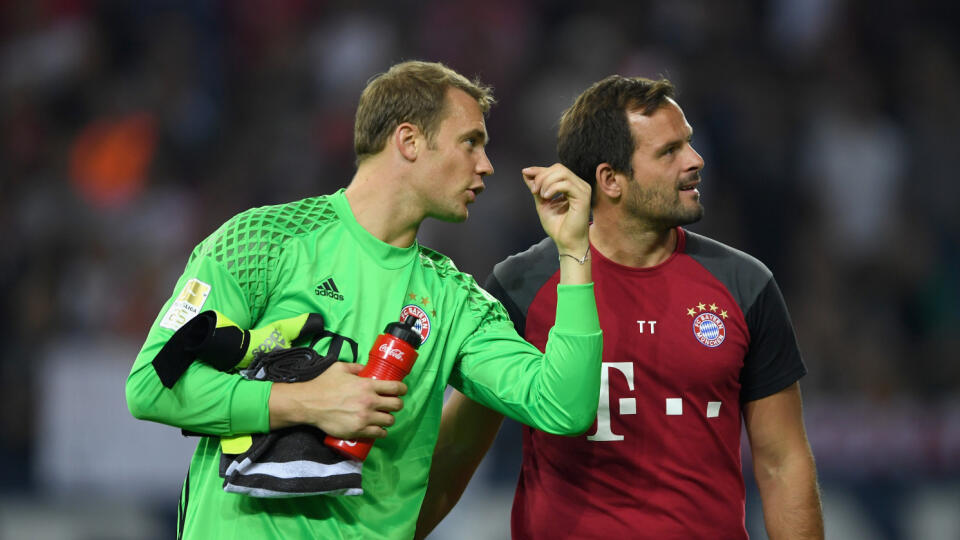 Manuel Neuer a Toni Tapalovič.