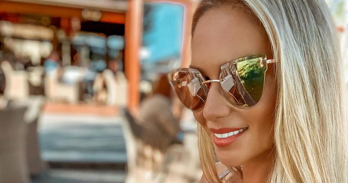 Playmate Andrea Járová Hore Bez Odskočila Si Na Snowaboard 8129