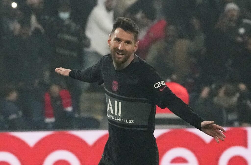 Lionel Messi čakal tri mesiace na to, kým sa strelecky presadí v drese nového tímu, Parížu St. Germain.