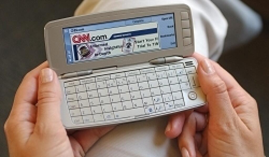 Inteligentné telefóny si nekupujú len manažéri