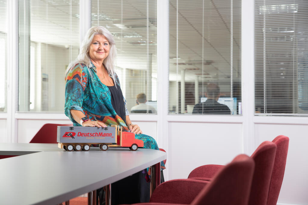 MIRIAM PONIŠTOVÁ, CEO, DeutschMann Internationale Spedition, Trebišov