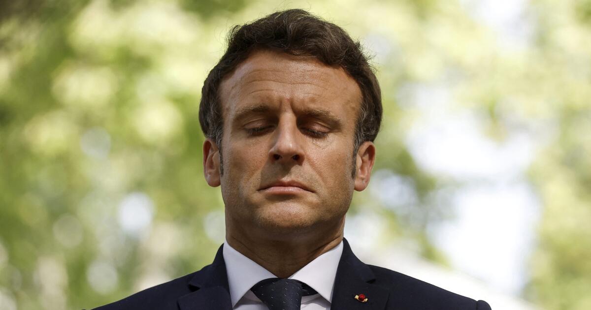 Des diplomates manifestent contre la réforme de Macron
