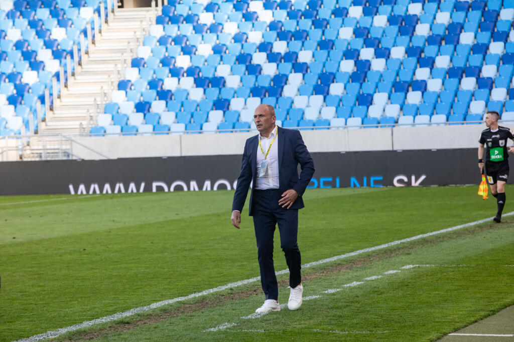 8. Kolo nadstavbovej časti Fortuna ligy medzi Slovanom Bratislava a DAC Dun. Streda.