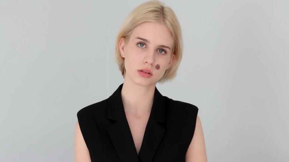 Dcéra prezidentky Emma Čaputová sa skúša presadiť ako modelka.
