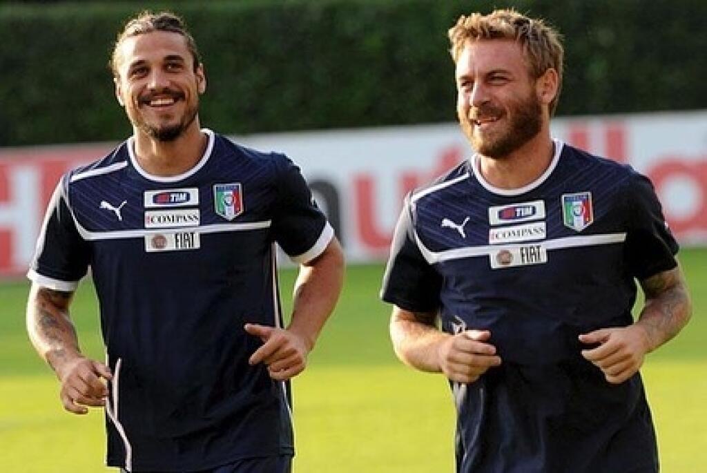 Dani Osvaldo hral v minulosti za AS Rím, Juventus či Inter. Dnes je z neho muzikant, ktorý má štyri deti.