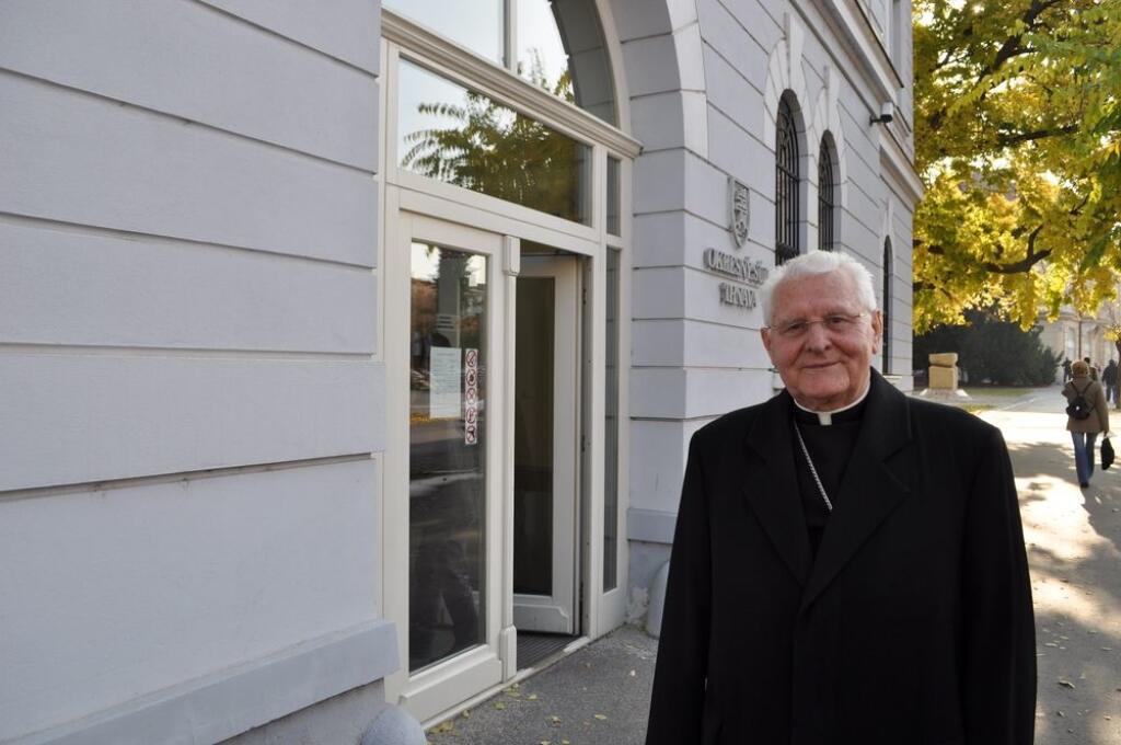 V spore Sokola s .týždňom vypovedal Dubovský z ÚPN