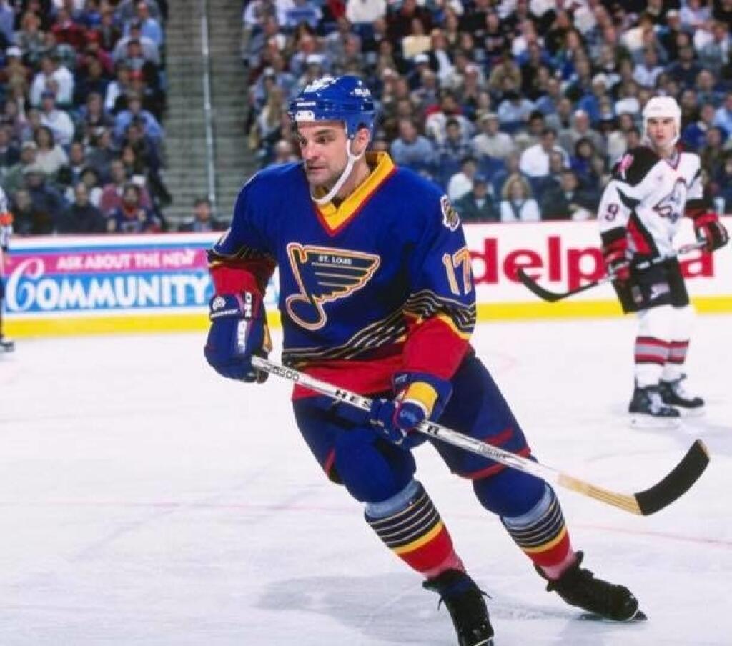 Joe Murphy počas úspešnej kariéry získal aj Stanley Cup.